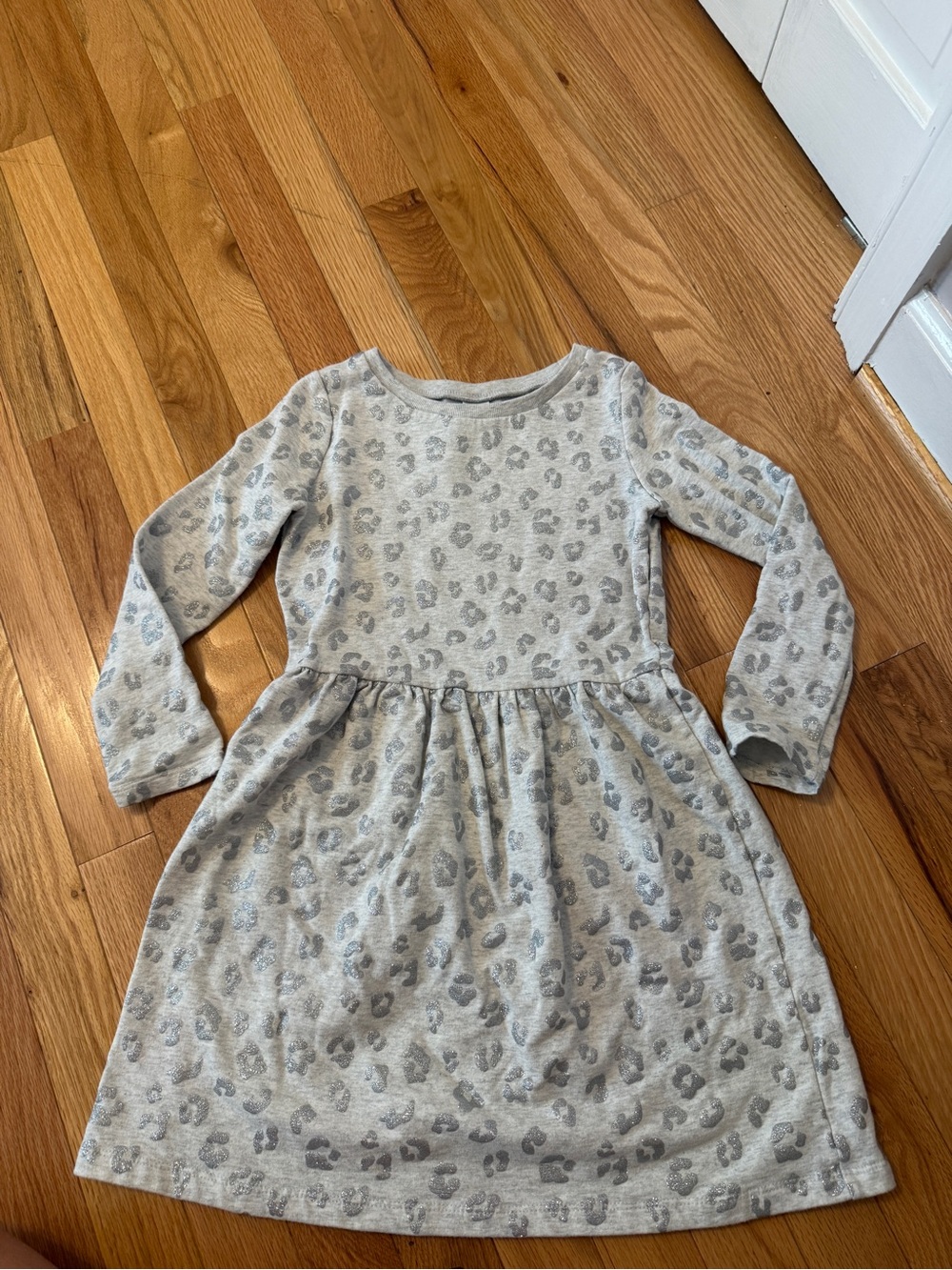 Girls' Long Sleeve Gray Leopard Print Dress